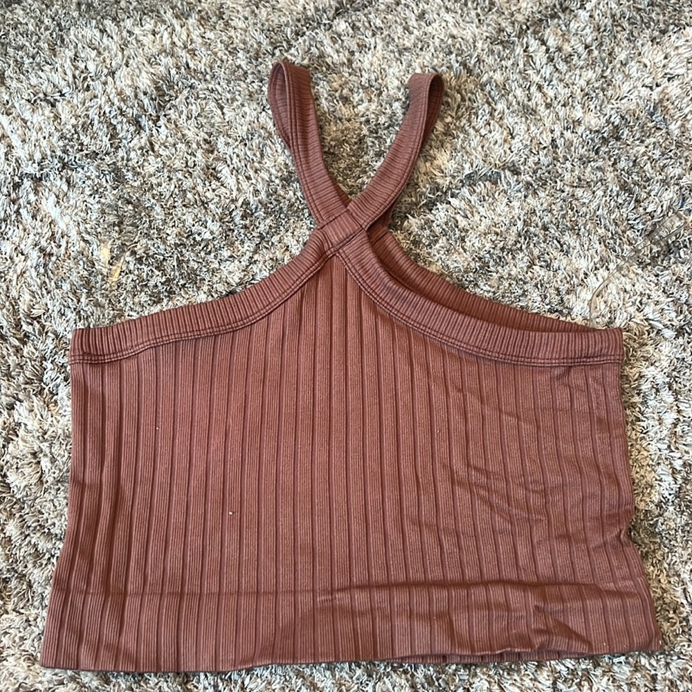 Brown ribbed crop top - Picture 2 of 2